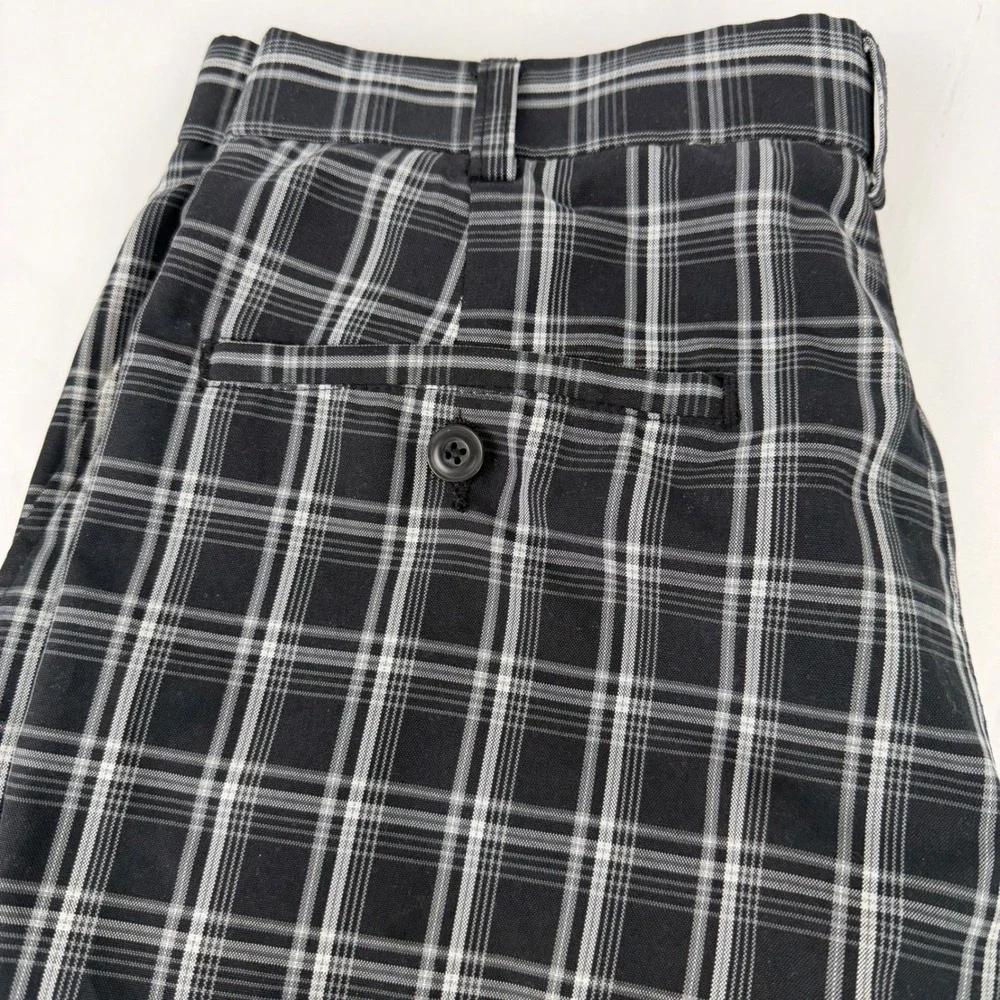 PGA TOUR Plaid Golf Shorts Men's Size‎ 32 Black White Polyester